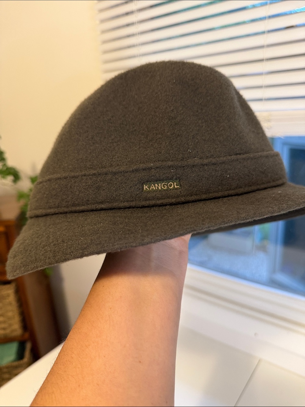 Vintage Y2K Kangol Wool Player Trilby fedora hat. Olive Brown Grey Size L 6447BC